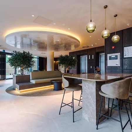 Centre 2 Bed - Large Roof Terrace بيت للعطل