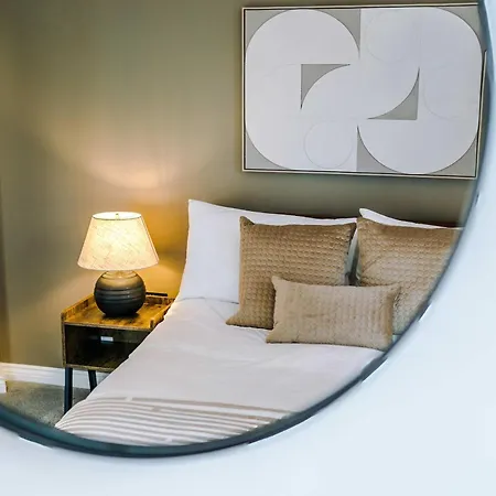 بيت للعطل Centre 2 Bed - Large Roof Terrace *